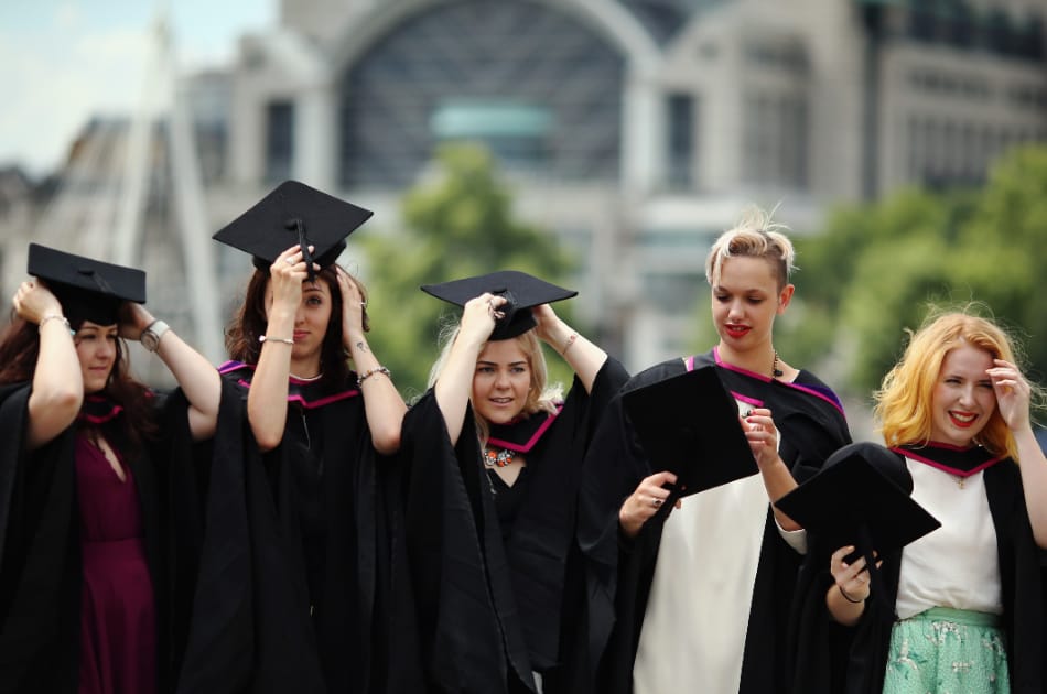Graduation Outfits for Women